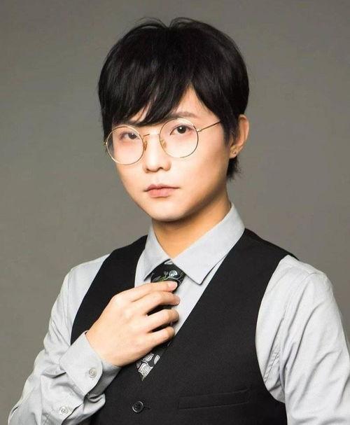 孙博配音演员,声音的魅力，演绎千面人生