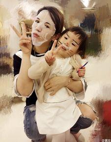 母亲和女儿的温馨照片,温馨瞬间定格永恒”